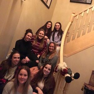 Meet your Posher, Sierra